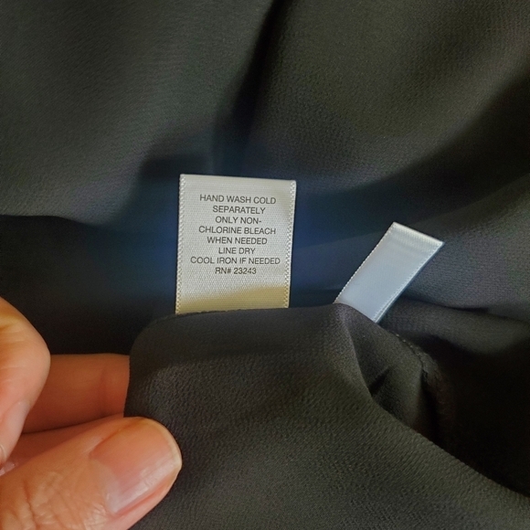 Ruffle Sleeve lace Top with Pearl Buttons - Picture 9 of 9